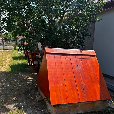 Pajkos Poni Elmenybirtok Vendeghaz 3* Vilyvitany